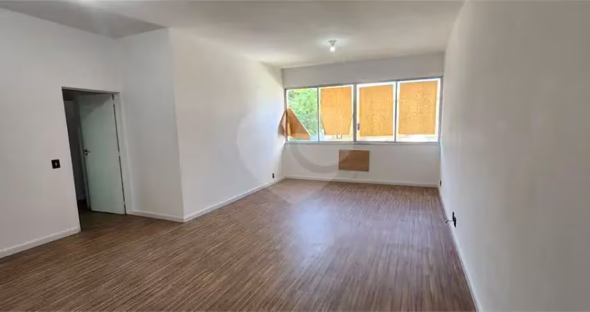 Apartamento com 3 quartos para locação em tijuca - rj