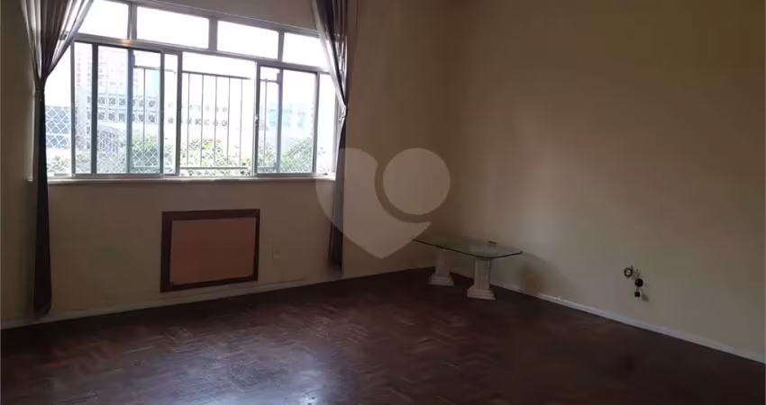Apartamento com 2 quartos à venda na Gomes Braga, --, Grajaú, Rio de Janeiro