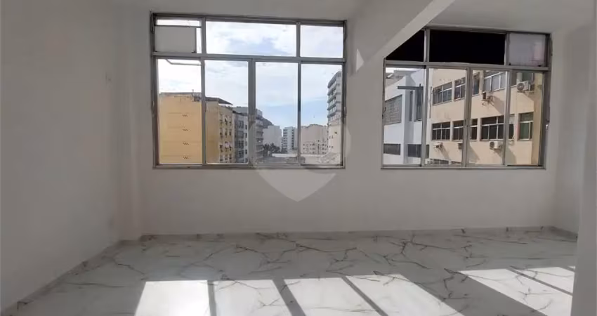 Apartamento com 2 quartos para locação em tijuca - rj