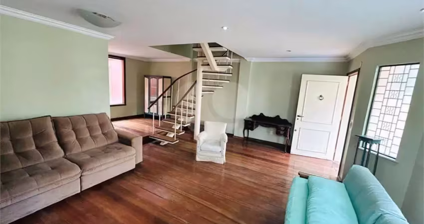 Casa de vila com 5 quartos à venda em maracanã - rj