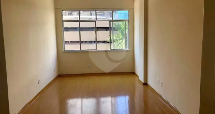 Apartamento com 2 quartos à venda ou para locação em tijuca - rj