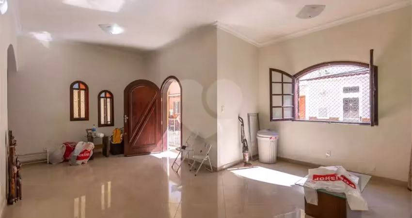 Casa de vila com 4 quartos para locação em andaraí - rj
