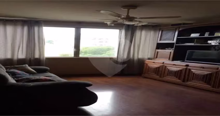 Apartamento com 3 quartos à venda em rio comprido - rj