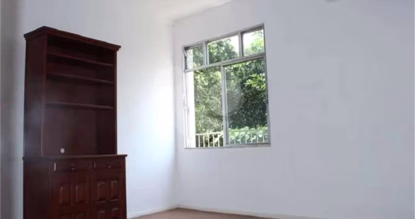 Apartamento com 2 quartos à venda em Tijuca - RJ