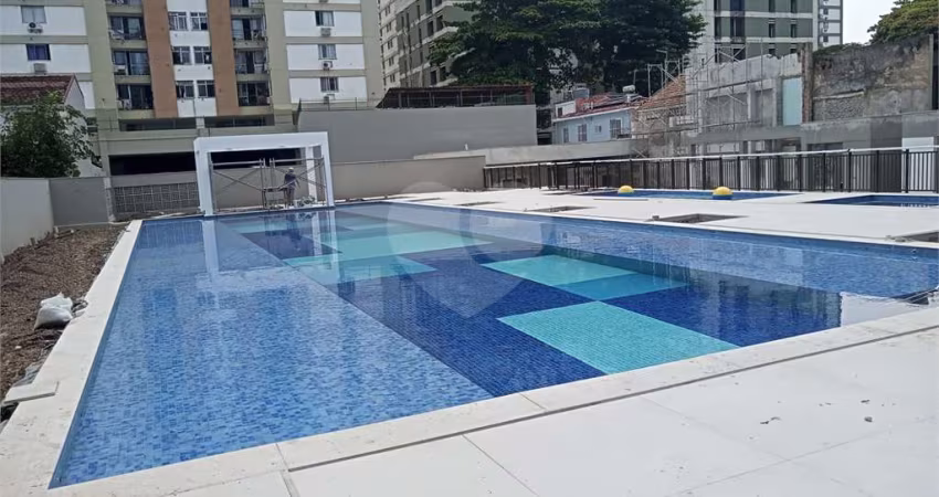 Apartamento com 3 quartos à venda em Praça Da Bandeira - RJ