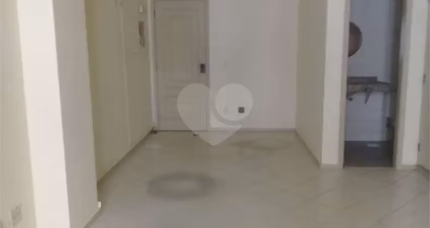Sala comercial à venda na Floriano, --, Centro, Rio de Janeiro