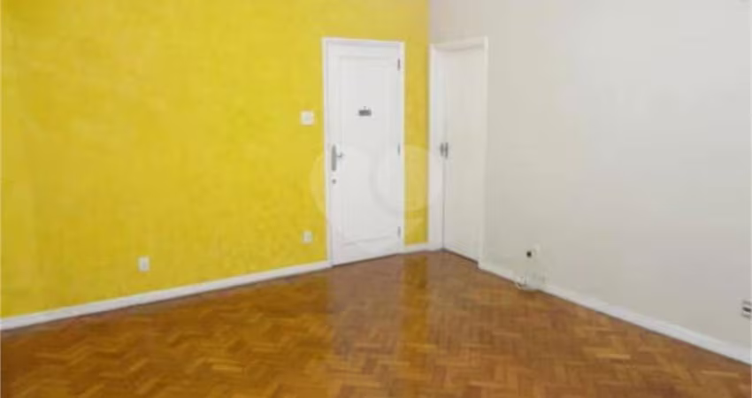 Apartamento com 3 quartos à venda em Estácio - RJ