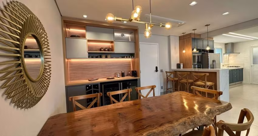 Exclusividade Total! Lindo Apartamento Pé na Areia com 3 Suítes à Venda na Riviera de São Lourenço.