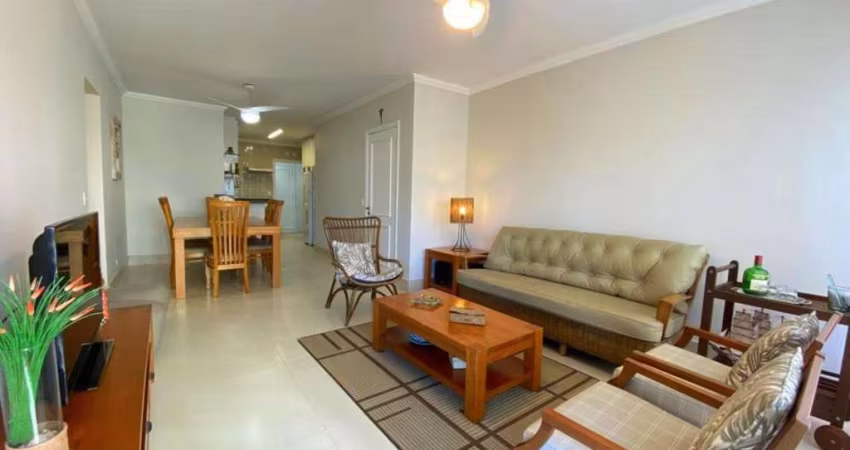 Apartamento Pé na Areia á venda na Riviera de São Lourenço.