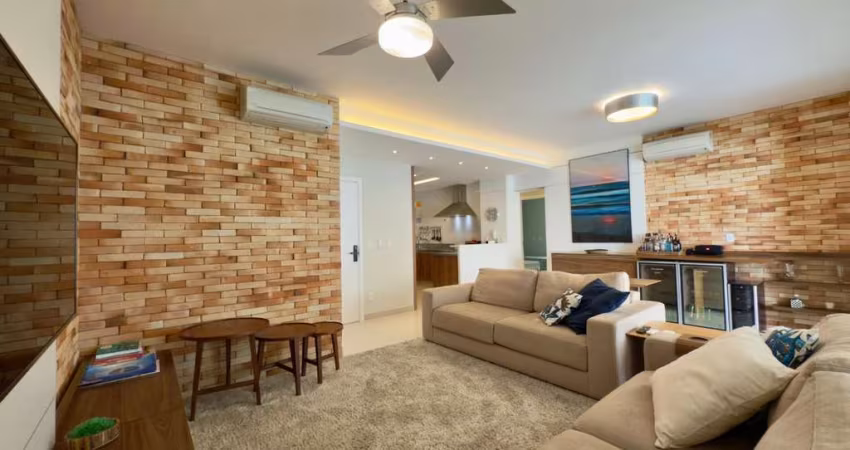 Apartamento Pé na Areia com 161,85m² na Riviera de São Lourenço.
