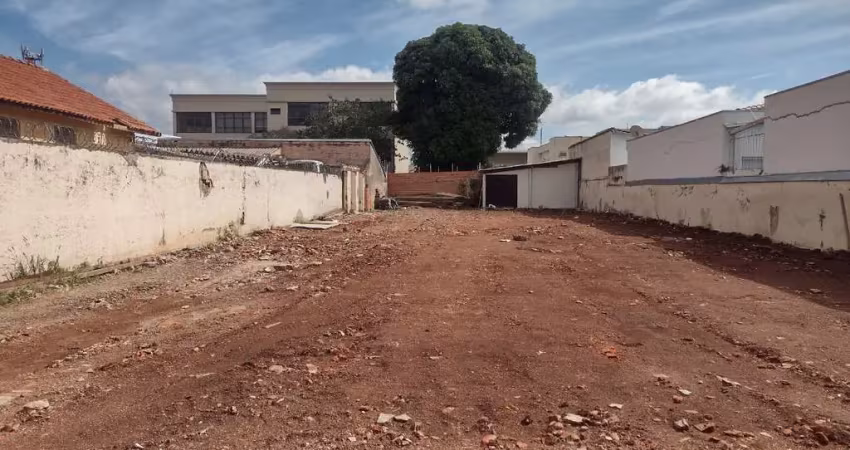 Terreno à venda na Rua Ademar de Barros, 459, Centro, Indaiatuba