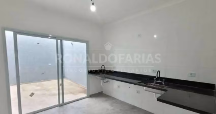 Sobrado a venda com 110 m²,03 dormitórios na região da cupece
