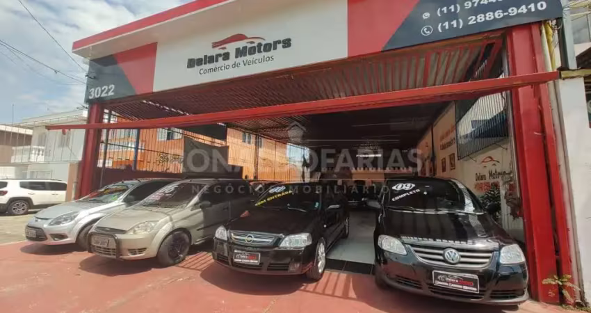 Imóvel comercial à venda com 300m² na região de interlagos.