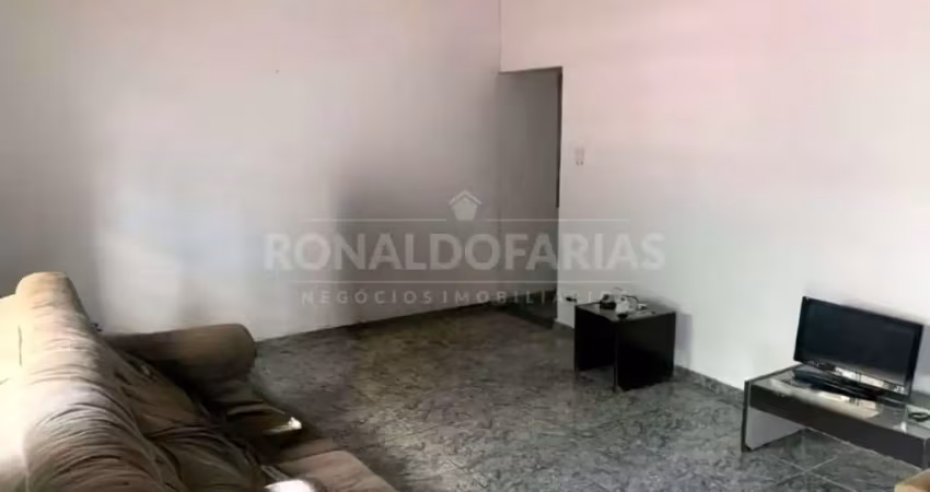 Casa terrea a venda com 96 m² 02 dormitórios na bairro cidade dutra