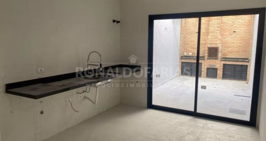 Sobrado a venda com  120 M²,03 suítes na região de santo Amaro