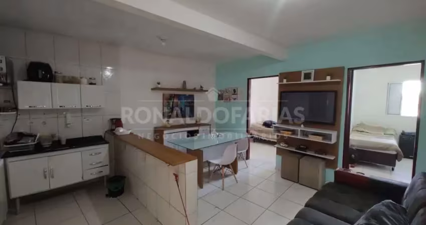 Casa à venda com 2 dormitórios na região do jardim varginha. não dá financiamento
