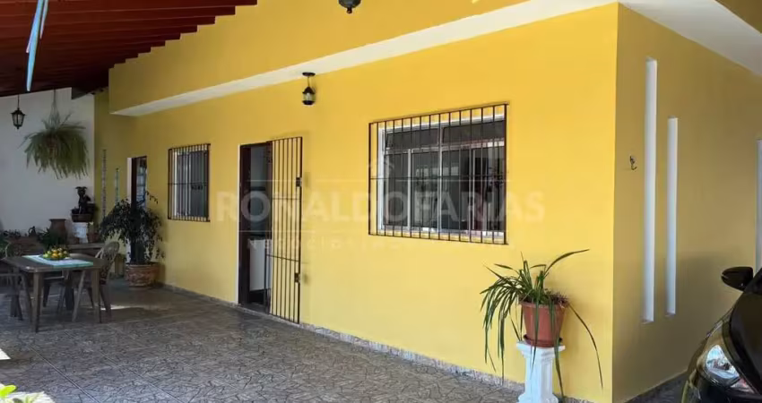 Casa à venda na avenida dona belmira marin antes da travessia da balsa ideal para investidor