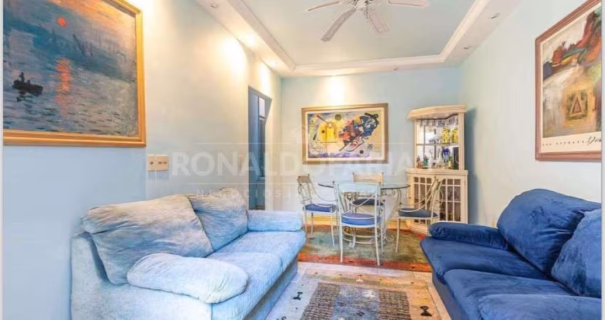 Casa a Venda em Jardim Paulistano com 4 Quartos 5 Vagas de Garagem 220 m²