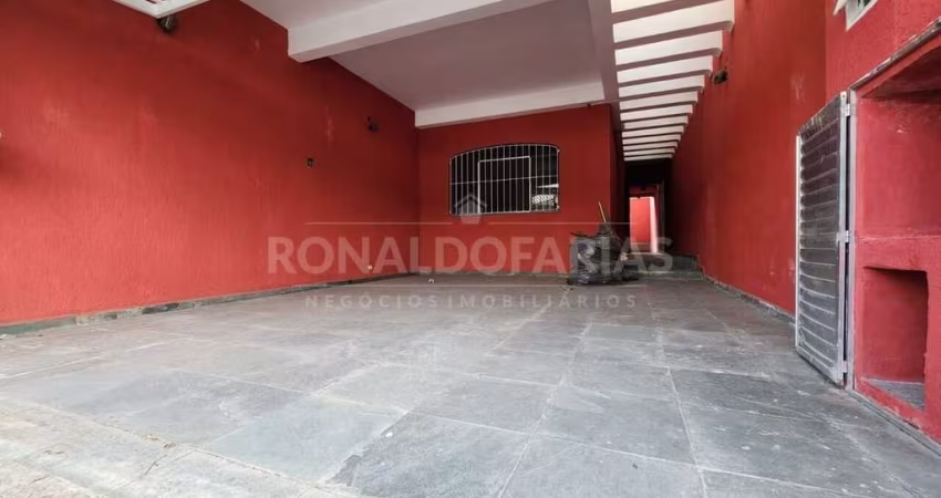 Casa à Venda no Jardim dos Lagos com 3 Dormitórios 1 Suíte e 2 Vagas de Garagem