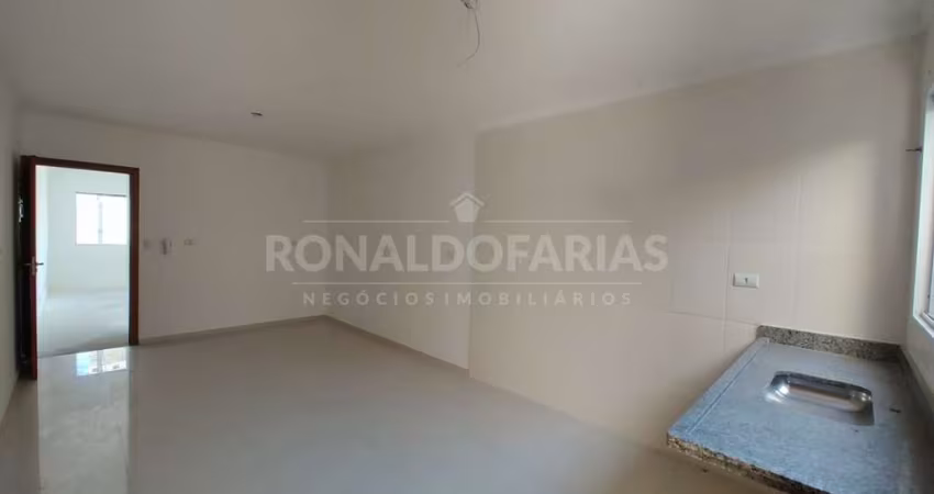 Sobrado a venda em condominio fechado com  03 dormitorios sendo 01 suite na regiao de Interlagos.