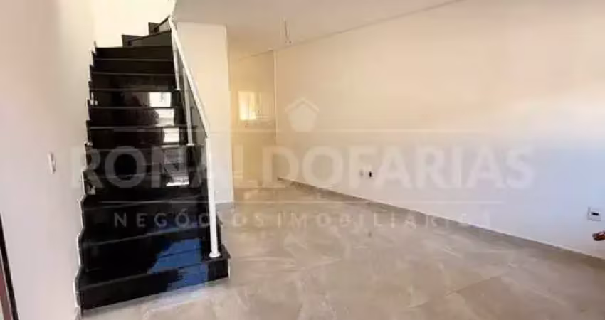 Sobrado à venda com 2 dormitórios 2 suítes e 2 vagas em jardim régis