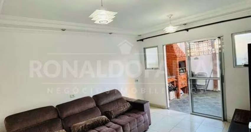 Casa terrea para locação ja com mobilia .