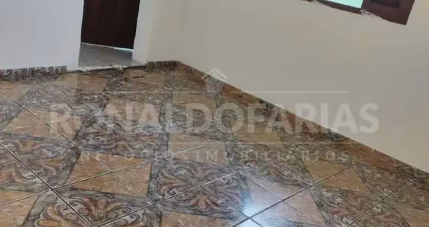 VENDE SE 2 CASA NO JARDIM LUCÉLIACOM 2 ENTRADAS INDEPENDENTES COM 2 VAGAS E PORTÃO AUTOMÁTICO