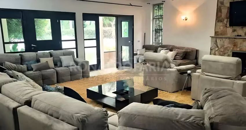 Casa à venda no bairro de interlagos bolsão com 3 dormitórios 3 suítes e 4 vagas de garagem