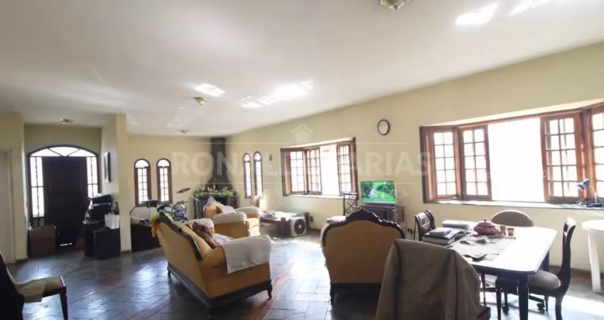 Casa à venda no bolsão residencial de interlagos com 4 dormitórios 2 suítes e 4 vagas de garagem