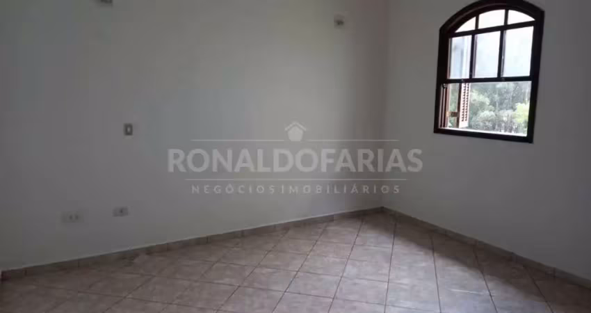 Casa térrea  à venda na região da cidade dutra com 3 dormitórios