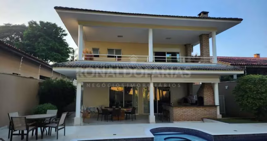 Casa com piscina à venda no bolsão de interlagos com 4 dormitórios 1  suíte e 4 vagas de garagem