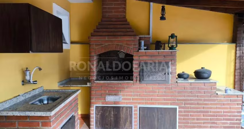 Sobrado a venda 3 dormitórios 1 suíte 2 vagas  no rio bonito