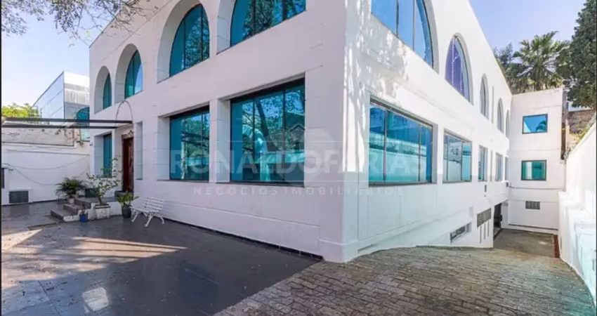 Casa comercial para  locaçao  de alto padrão na regiaão da cidade jardim