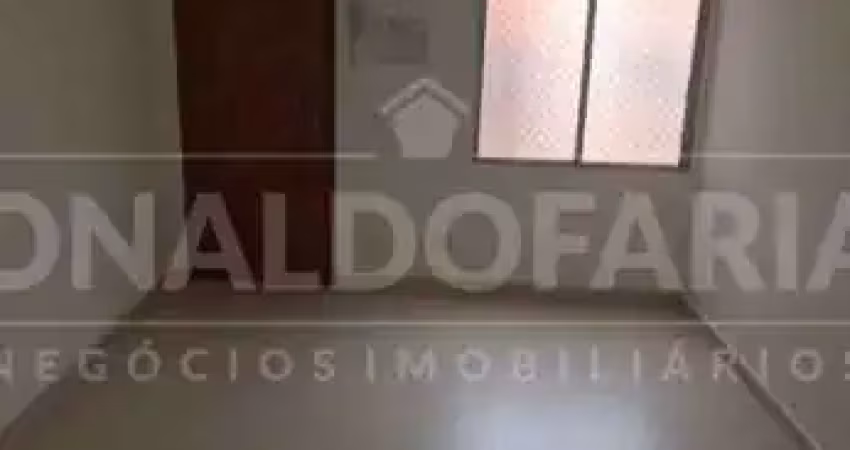 Apartamento  para  locação sendo 2 quartos  ,2  salas 1 vaga de garagem .