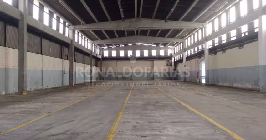 Galpão Comercial para Alugar no Bairro de Santo Amaro 7500 m² Antigo Atacadista