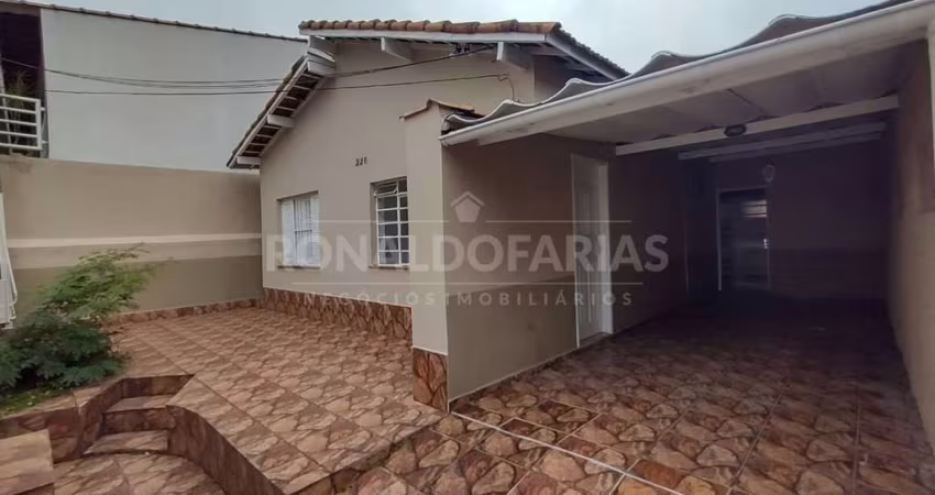 Casa a Venda em Interlagos com 3 Dormitórios 3 Vagas de Garagem Próximo ao Autódromo