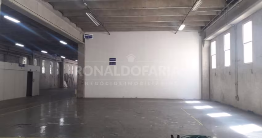 Galpão de 2.000m² para Locação na Jurubatuba / Interlagos!