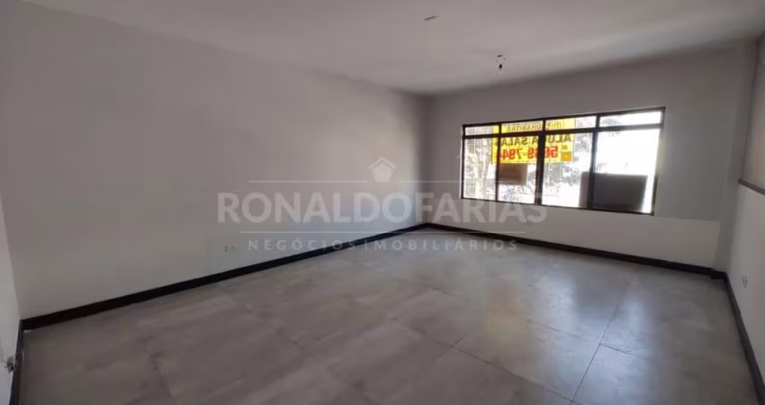 Sala comercial aluga-se com 27 m2 em Interlagos