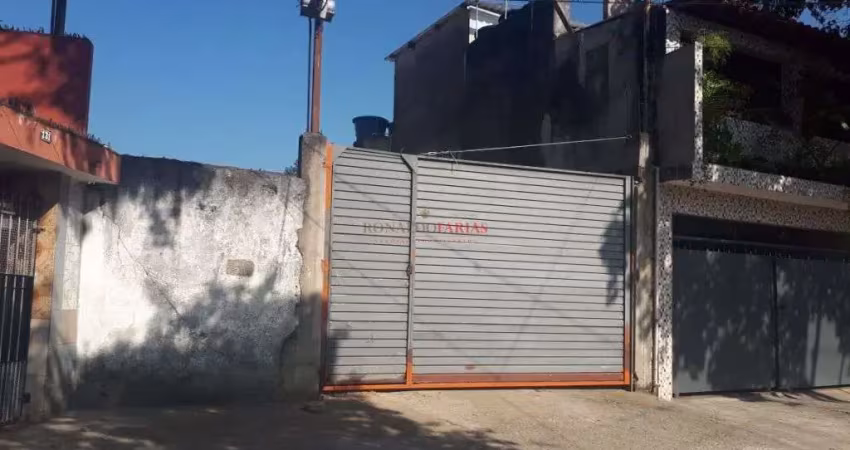 Terreno à venda com 652,00m² e 4 lotes na região do parque santa cecília.