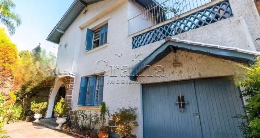 Casa com 3 quartos à venda na Rua Afonso Pena, 21, Azenha, Porto Alegre