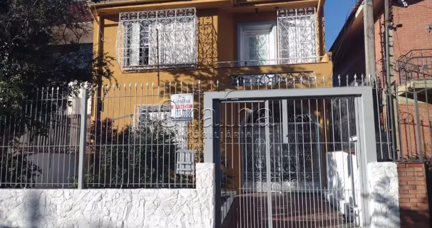 Casa com 3 quartos à venda na Rua Gomes Jardim, 610, Santana, Porto Alegre