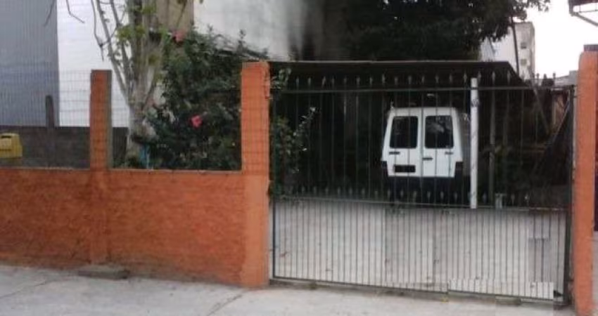 Terreno à venda na Avenida Ceará, 987, São João, Porto Alegre