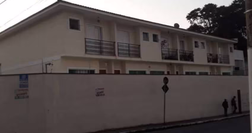CASA À VENDA EM CONDOMÍNIO - VILA ROSA