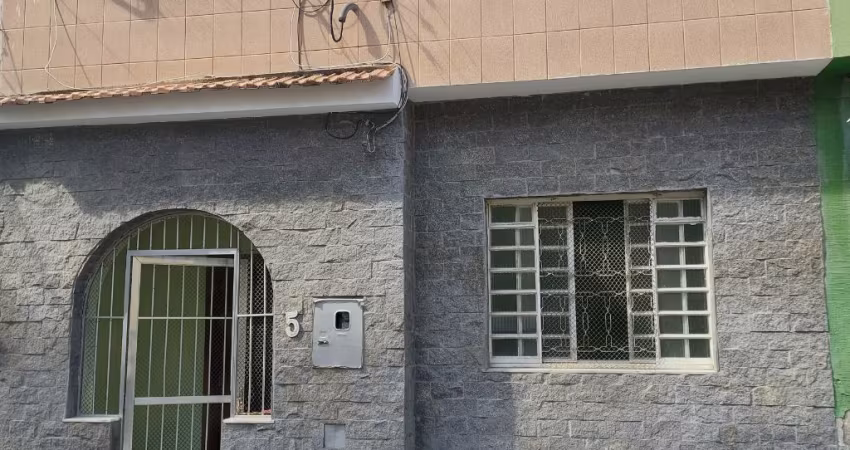 Alugo Casa em Ponta D´Areia, Centro, Niterói