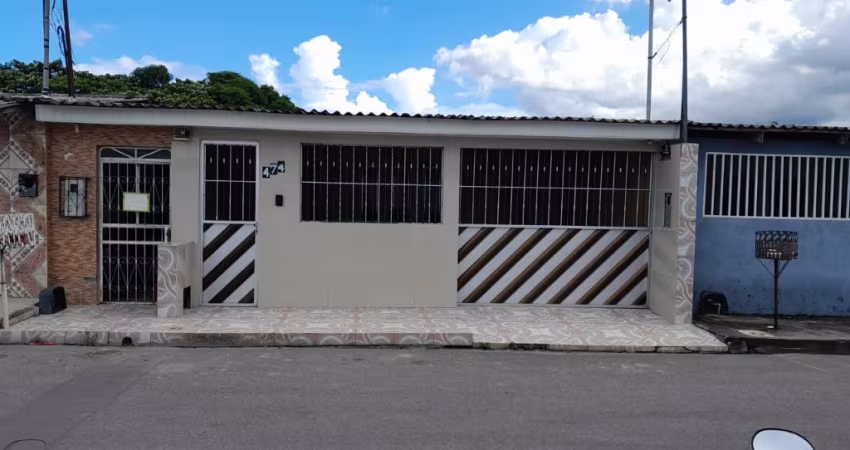 Vendo linda casa no conj. Vila Real  valor R$250.000,00
