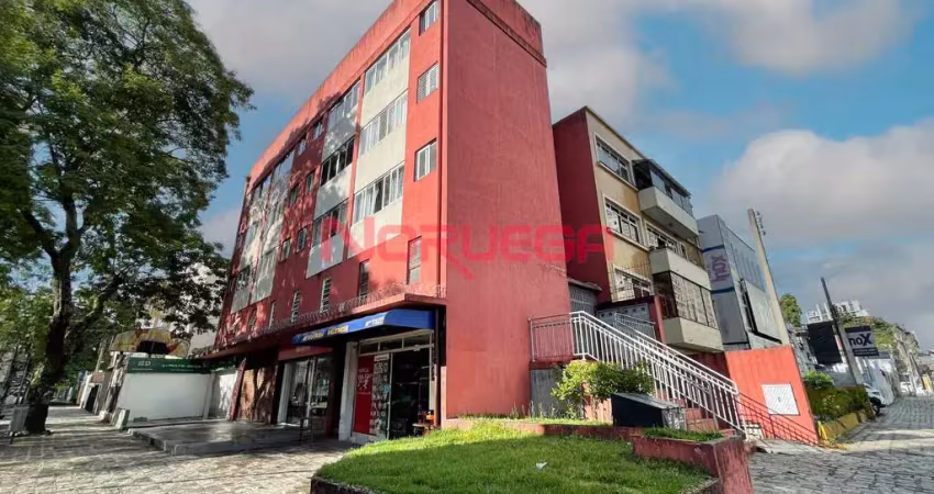 Imóvel para locação no Centro de Curitiba-PR: 1 quarto, 1 sala, 1 banheiro, 31,55 m² de área.