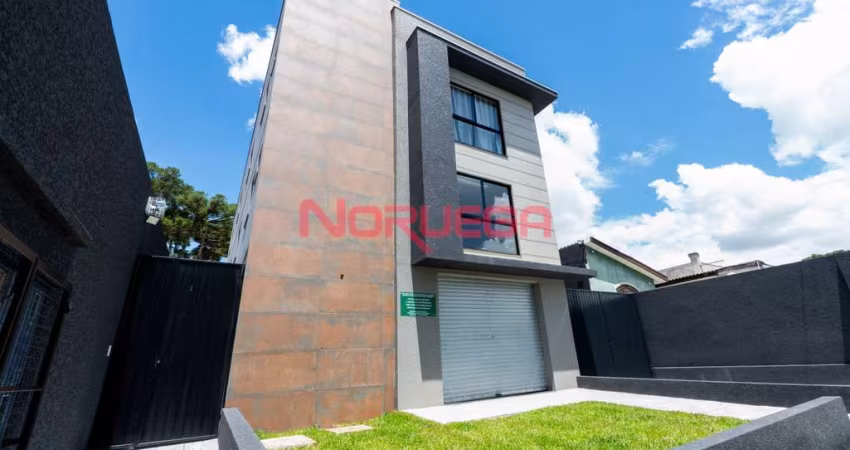 Loja comercial para locação em Curitiba-PR, Santa Cândida: 1 sala, 1 banheiro, 1 vaga de garagem. Aproveite!