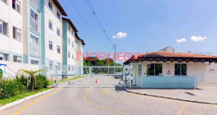 Apartamento à venda em Araucária-PR, Capela Velha: 2 quartos, 1 sala, 1 banheiro, 1 vaga de garagem, 35m²!