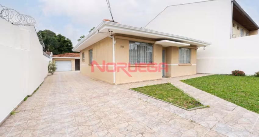 Casa Comercial para Locação em Curitiba-PR, Bairro Alto - 7 Salas, 2 Banheiros, 5 Vagas de Garagem, 218,70m².