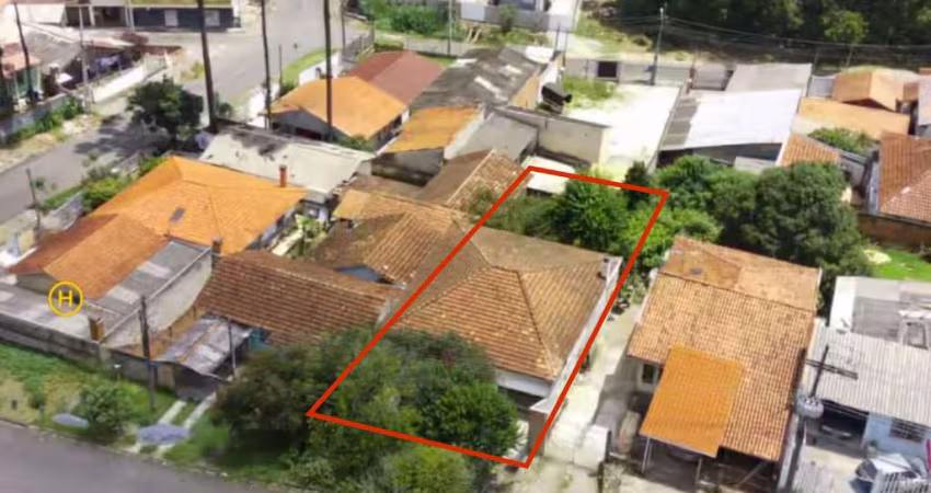 Terreno à venda em Curitiba-PR, Santa Cândida, com 420m² de área